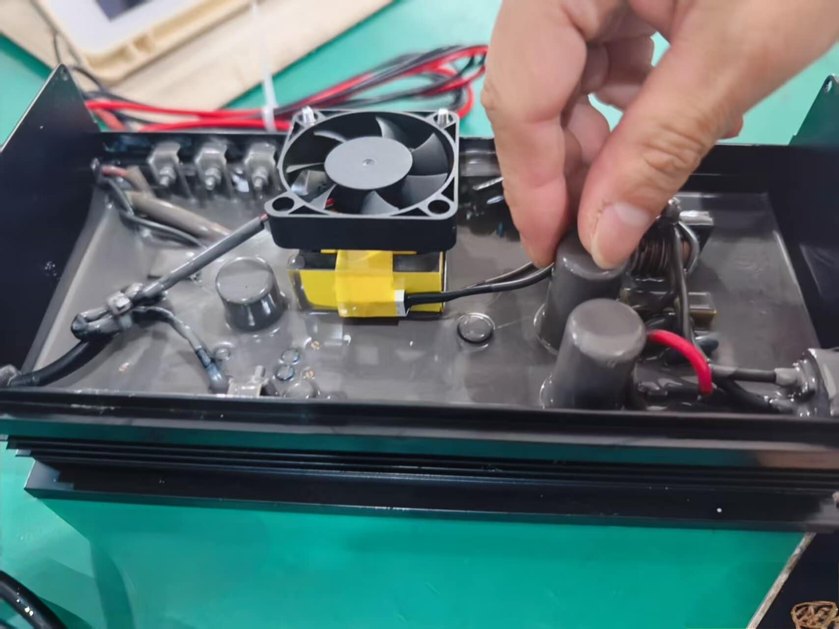 Epoxy thermal conductive adhesive for power supply thermal potting.